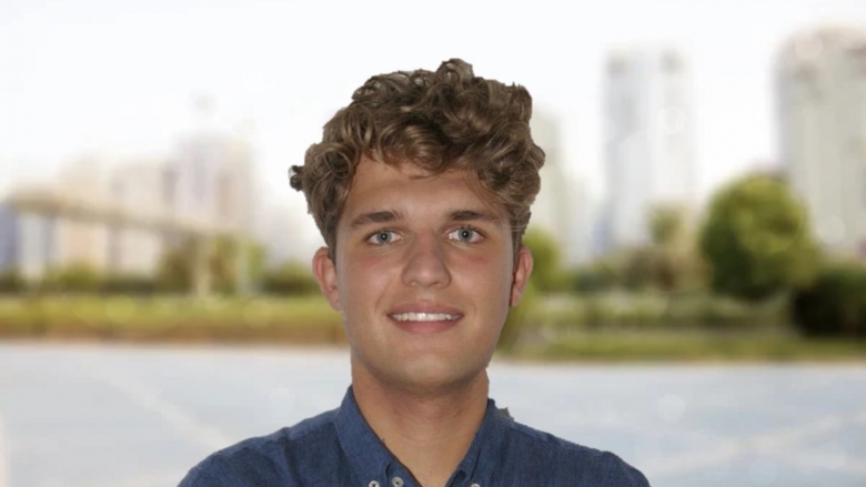 Elias Sacher